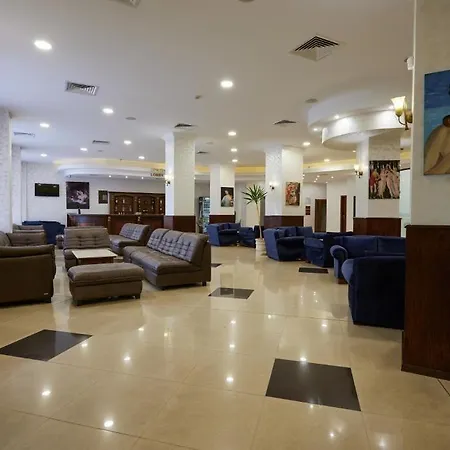 Continental فندق 4*