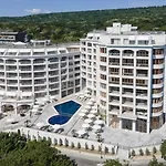 Continental Hotel 4*