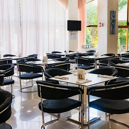 Szálloda Continental 4*