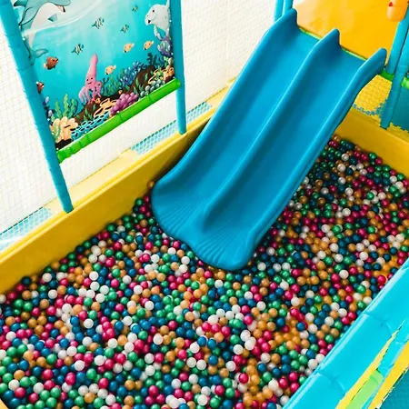 Continental Hotel 4*