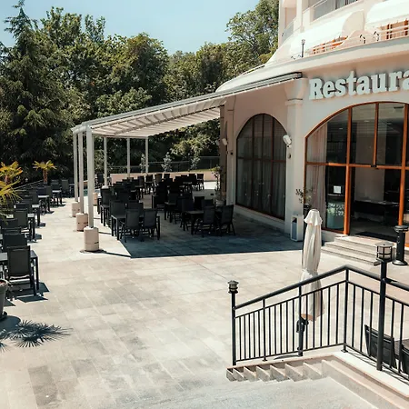 Continental Hotel