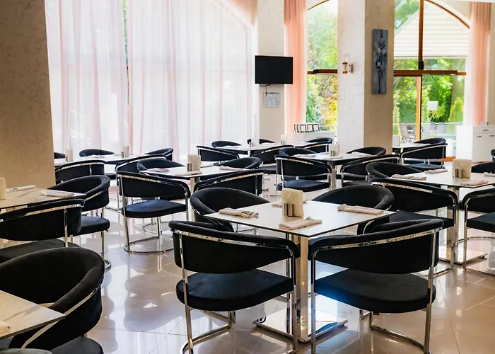 Hotell Continental 4*